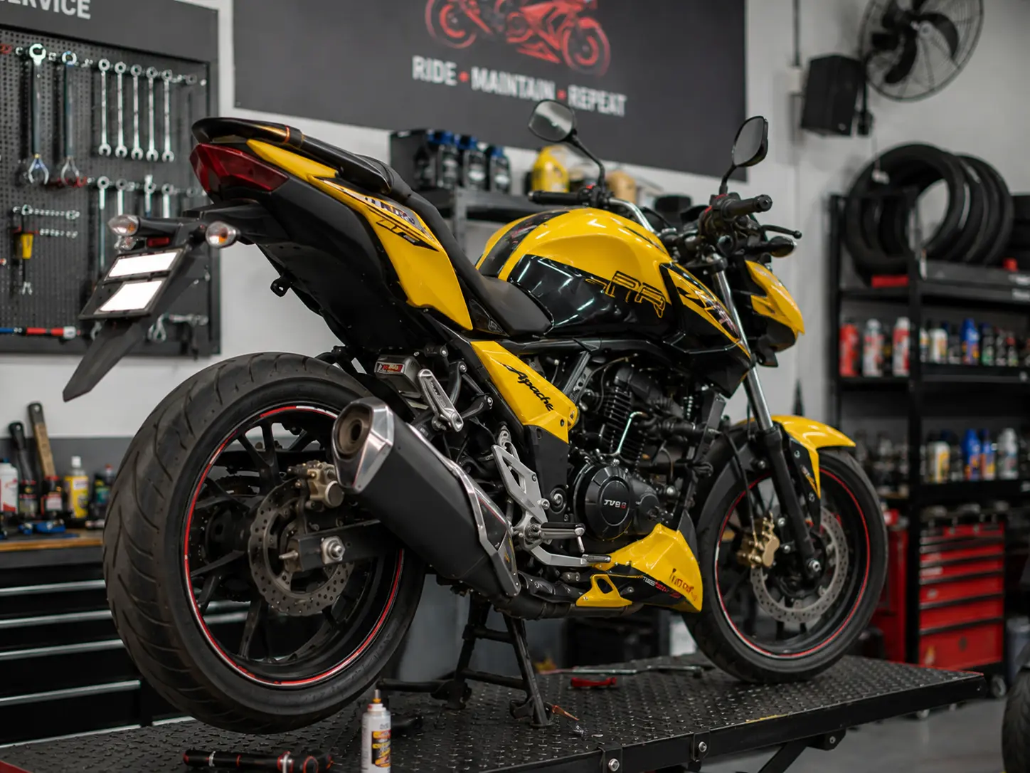Riparazione moto: lavori reali pubblicati su StelleVere