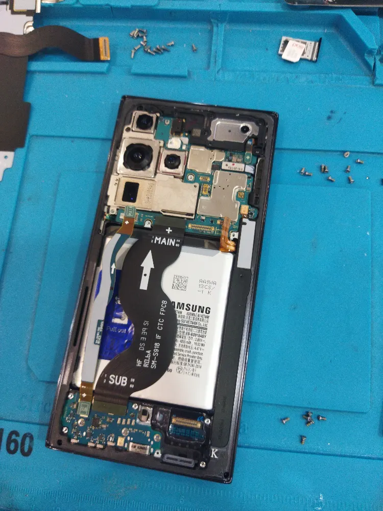foto principale Sostituzione schermo smartphone a Anagnina, Roma - iRiparazioni | Anagnina