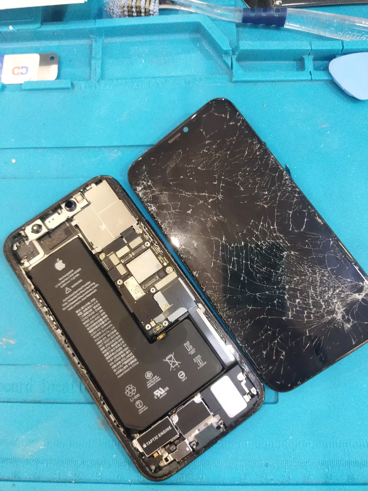 foto principale Sostituzione schermo smartphone a Anagnina, Roma - iRiparazioni | Anagnina