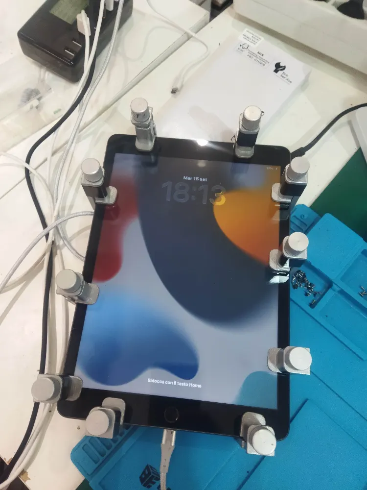foto principale sostituzione schermo tablet a Anagnina, Roma - iRiparazioni | Anagnina