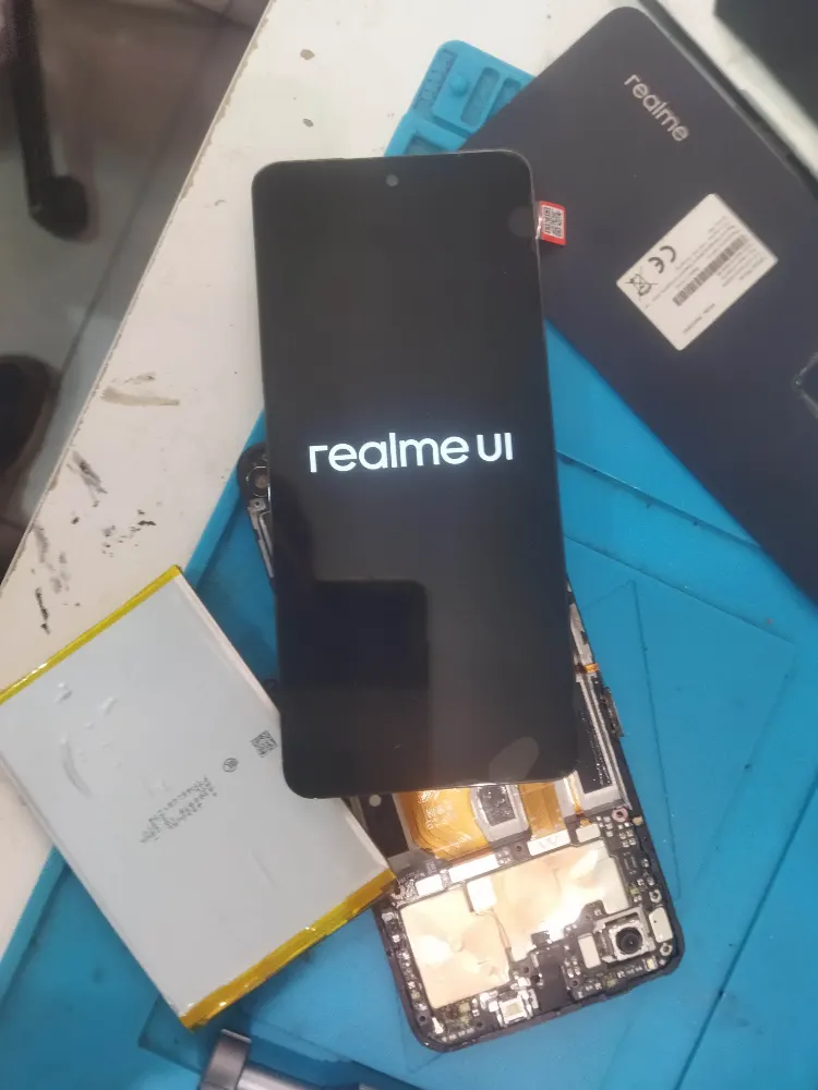foto principale Sostituzione schermo Realme 14x a Anagnina, Roma - iRiparazioni | Anagnina