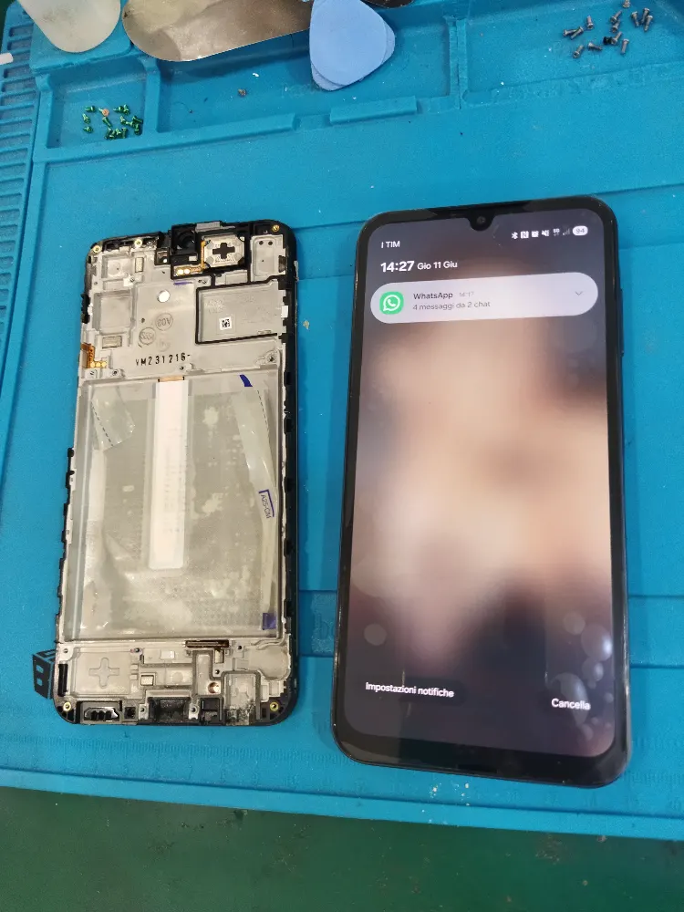 foto 2 Sostituzione schermo smartphone a Anagnina, Roma - iRiparazioni | Anagnina