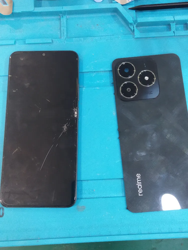 foto principale Sostituzione schermo smartphone a Anagnina, Roma - iRiparazioni | Bracciano