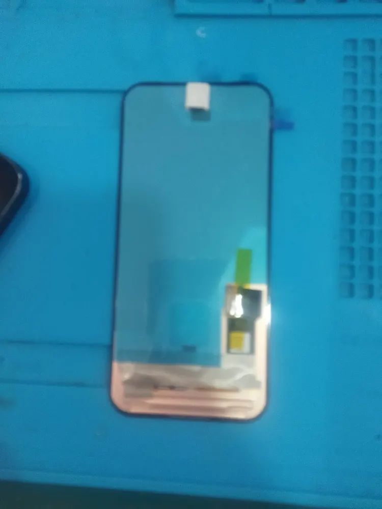 foto 2 Sostituzione schermo a Google Pixel 9a a Bracciano - iRiparazioni | Bracciano
