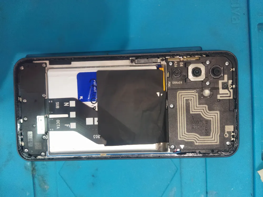 foto principale Sostituzione schermo smartphone a Frosinone - iRiparazioni | Frosinone