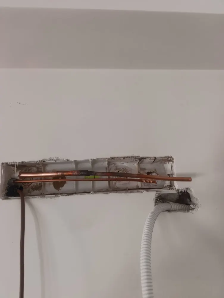 foto 2 sostituzione climatizzatore a Sacco Pastore, Roma - Thermoroma
