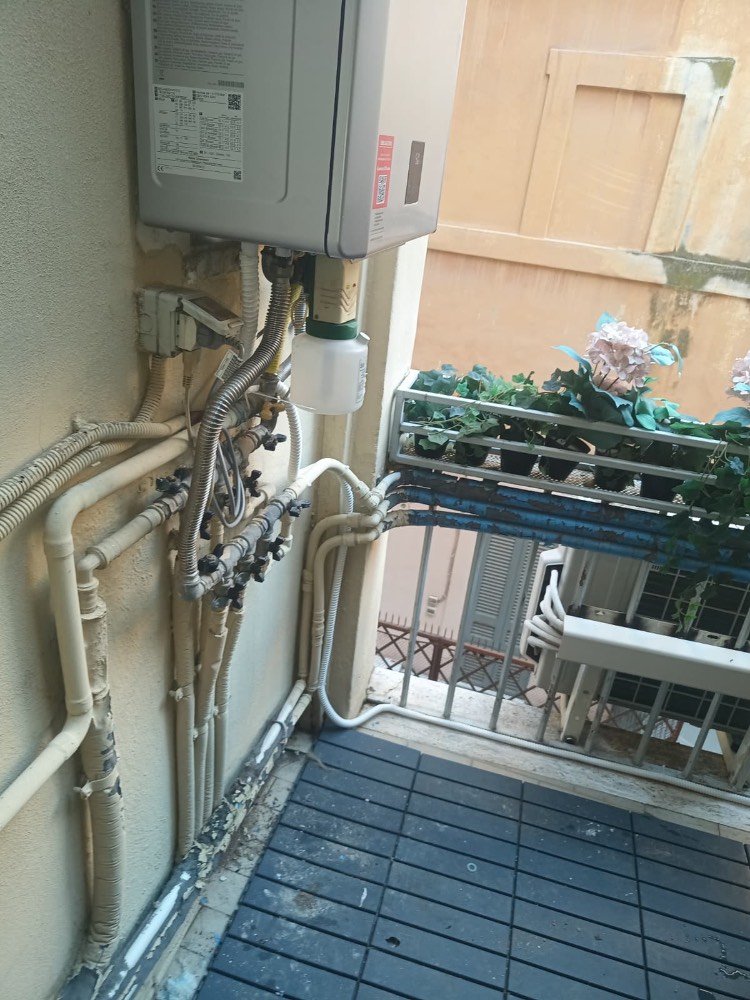 foto 2 Installazione scaldabagno a Nemorense, Roma - Thermoroma